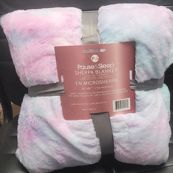 Sherpa Blanket - Picture 3 of 3